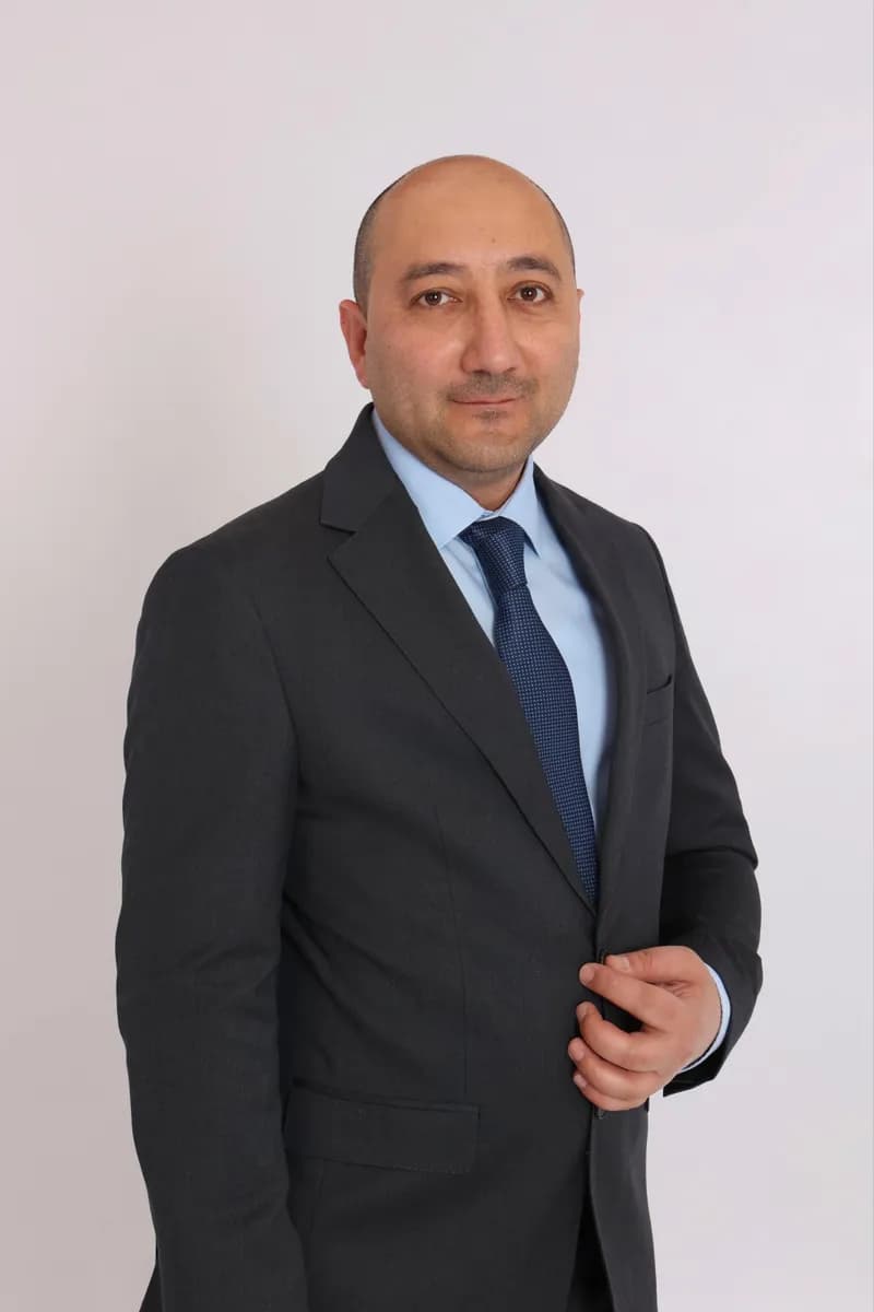 Ойбек Саидходжаев